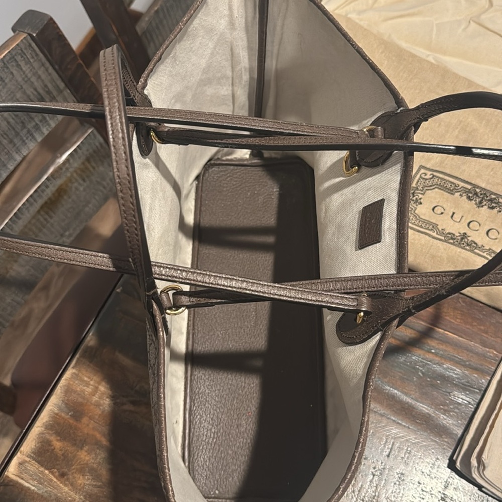 Gucci Ophidia bag and wallets comes with bags and the authenticity receipt. - Picture 2 of 11